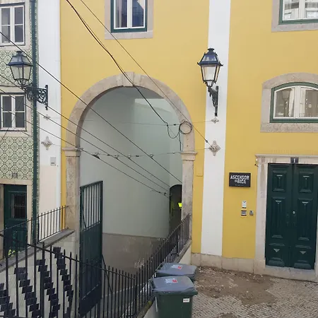 Apartment City Stays Bica *