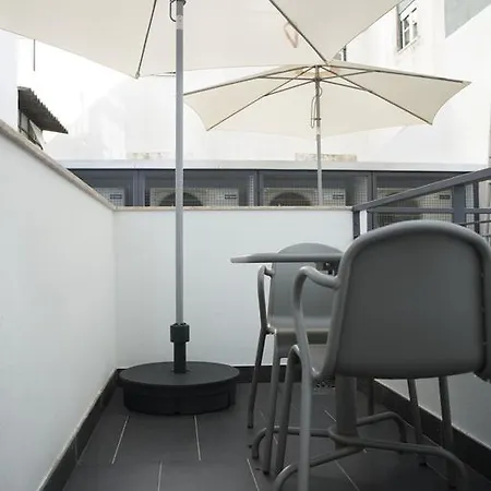 Apartment City Stays Bica *